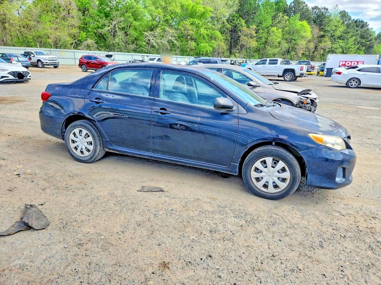 2011 TOYOTA COROLLA