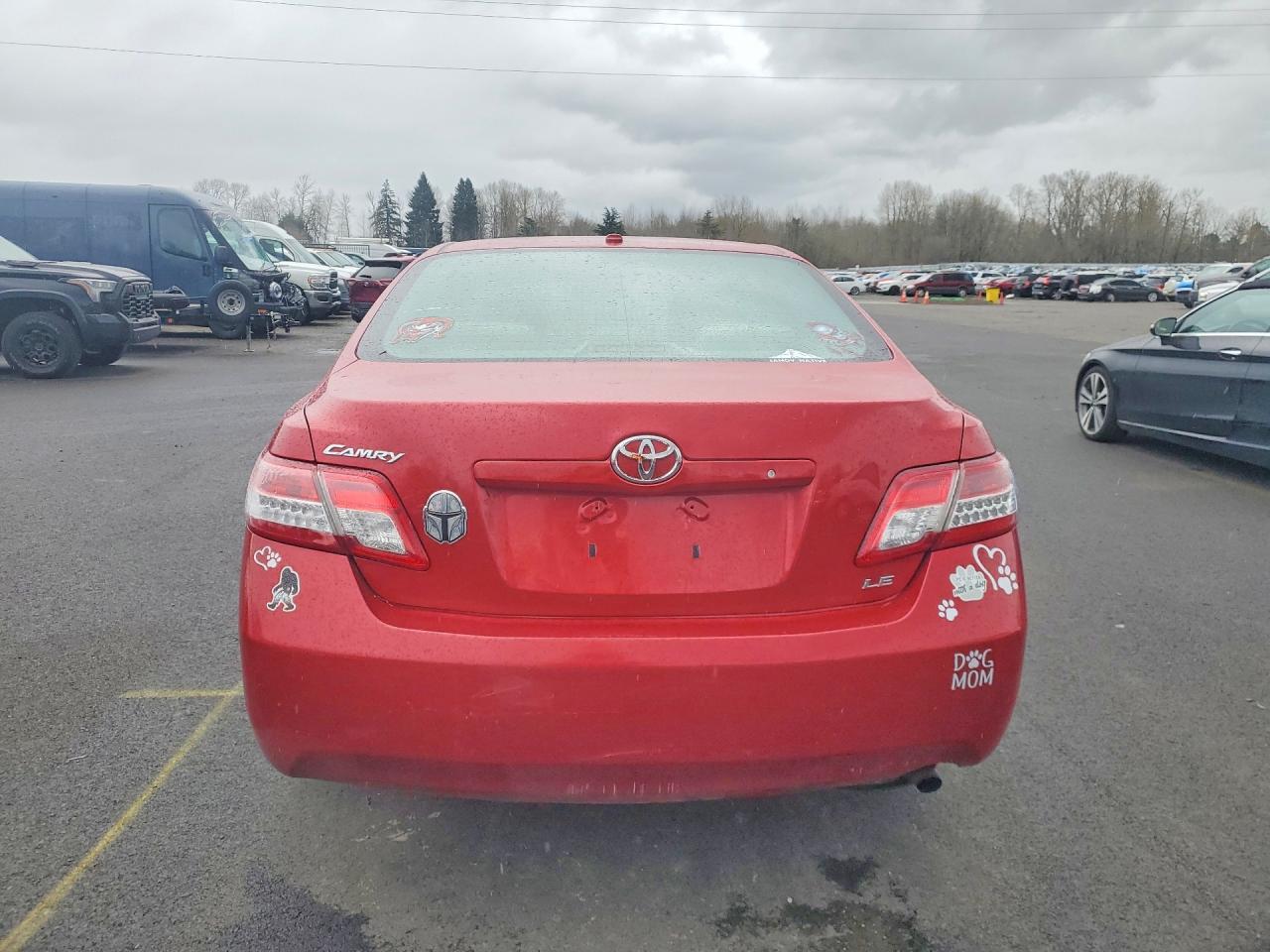2011 TOYOTA CAMRY