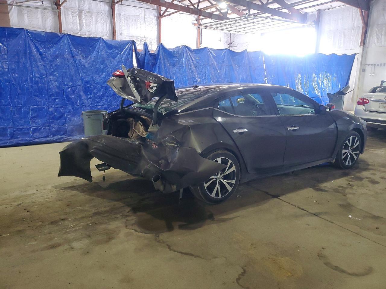 2016 NISSAN Maxima