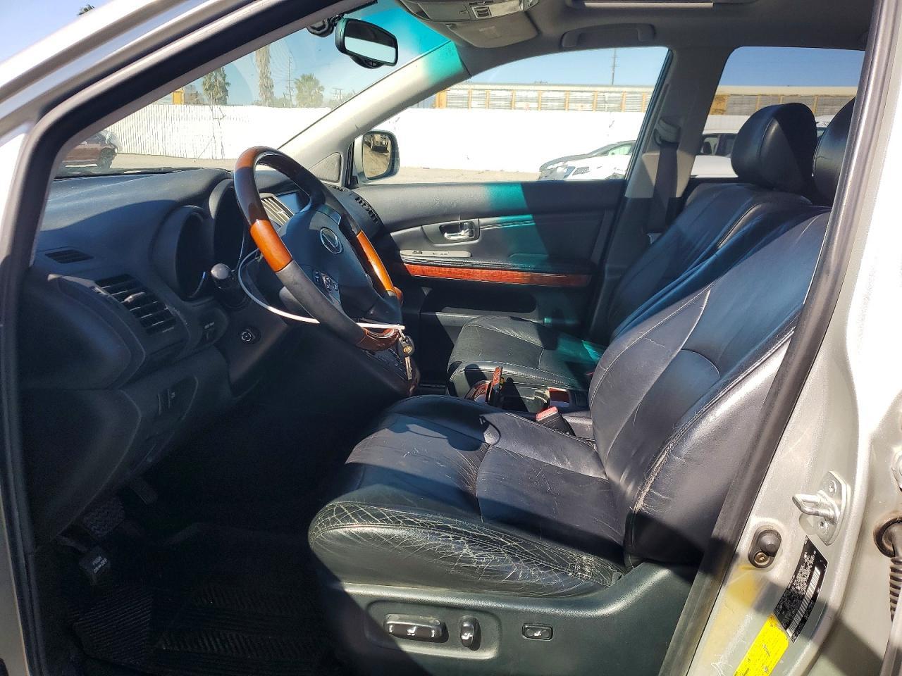 2004 LEXUS Rx 330
