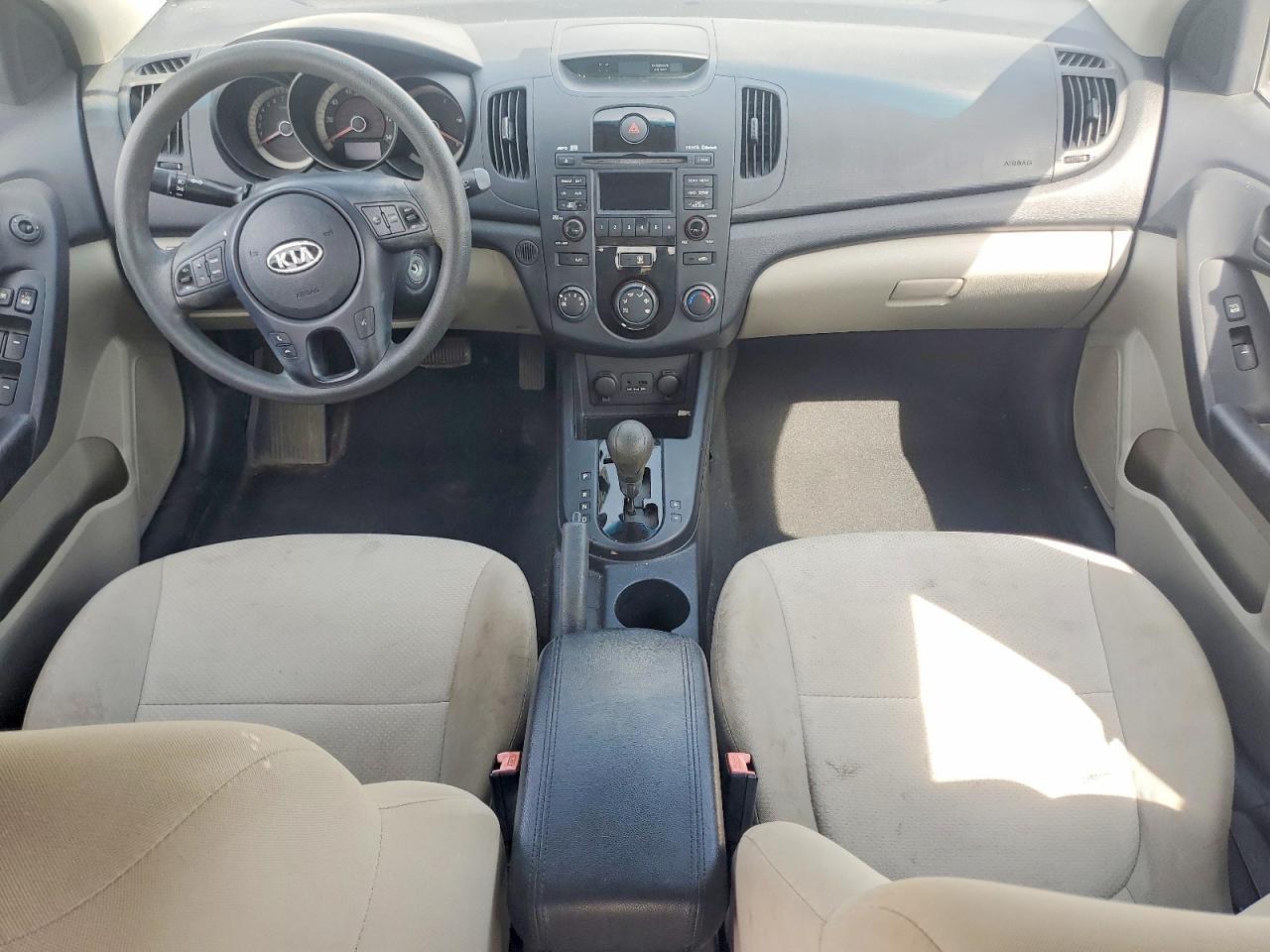 2010 KIA FORTE