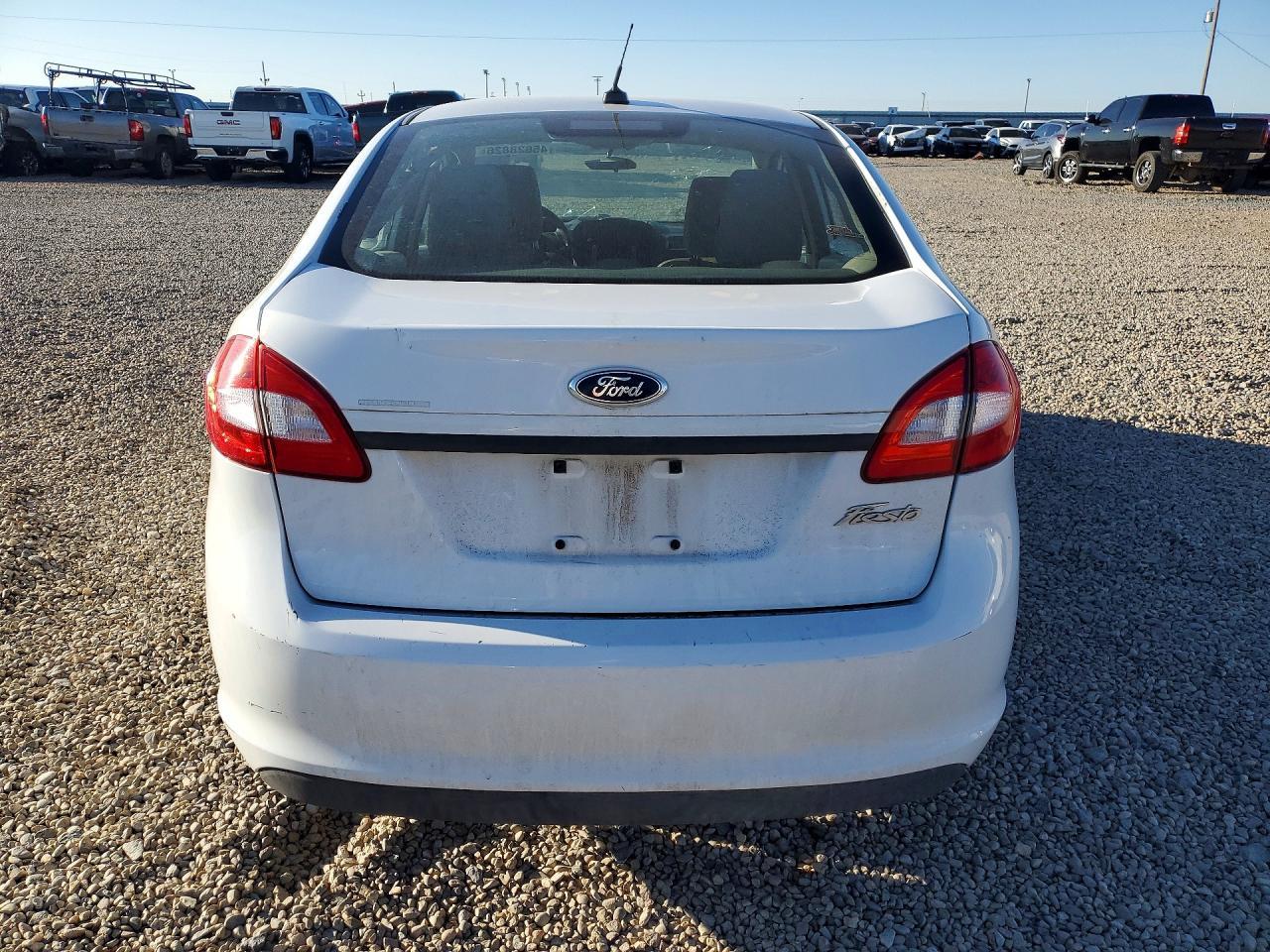 2012 FORD Fiesta