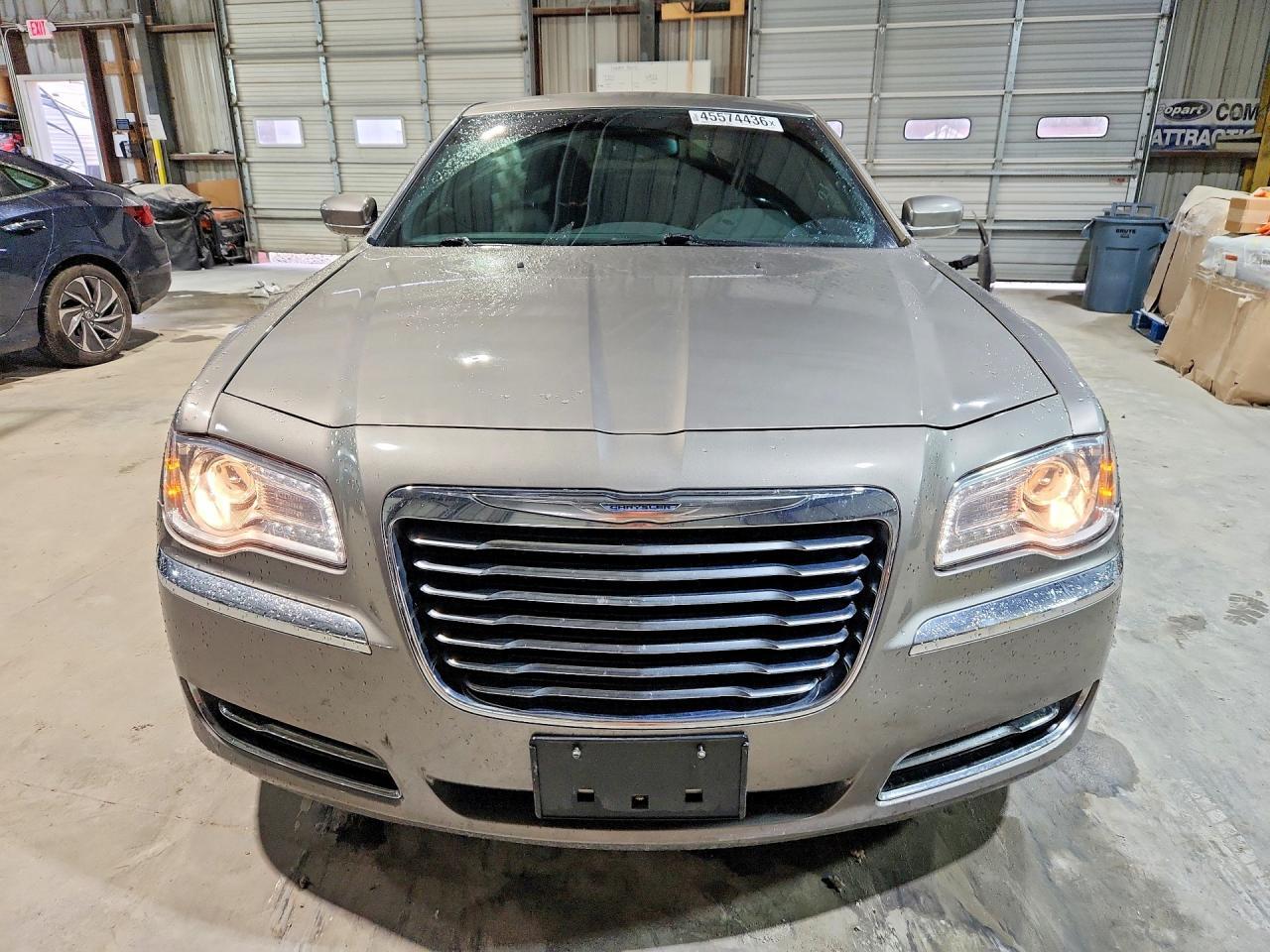 2014 CHRYSLER 300