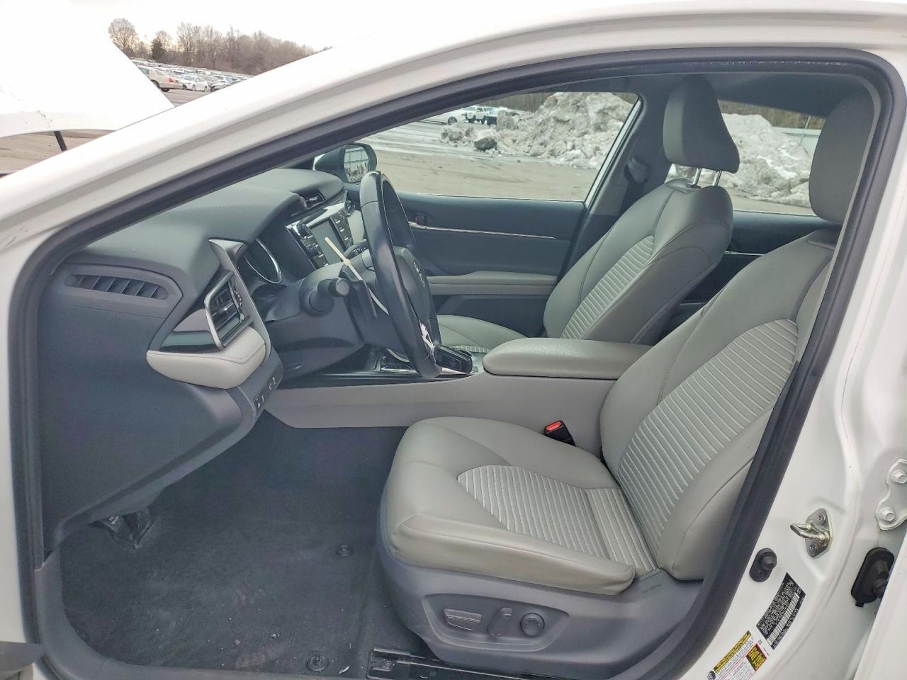 2019 TOYOTA CAMRY