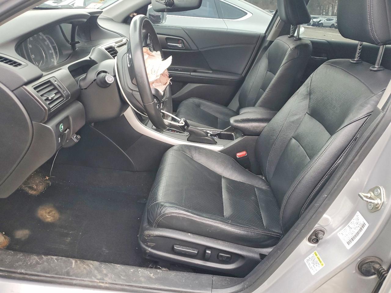 2015 HONDA ACCORD