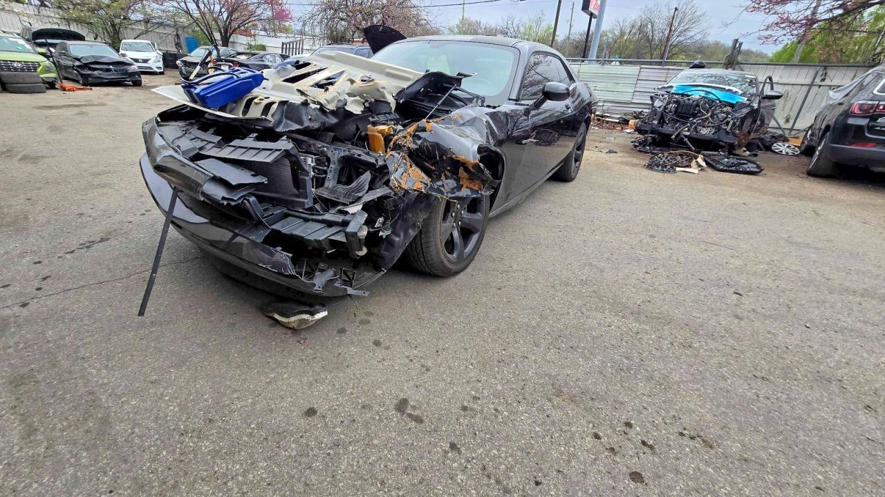 2014 DODGE Challenger