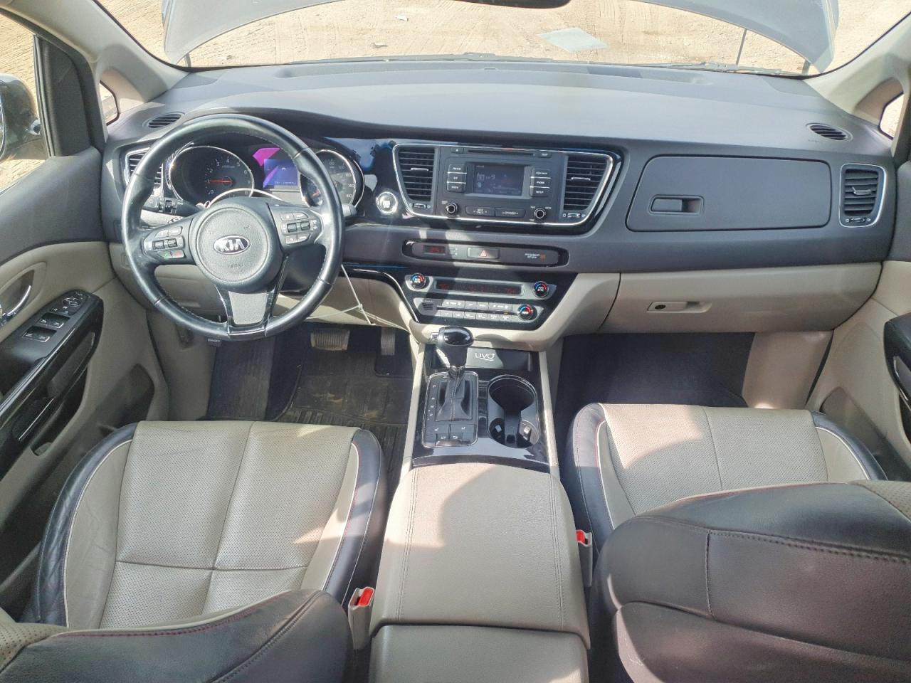 2016 KIA SEDONA