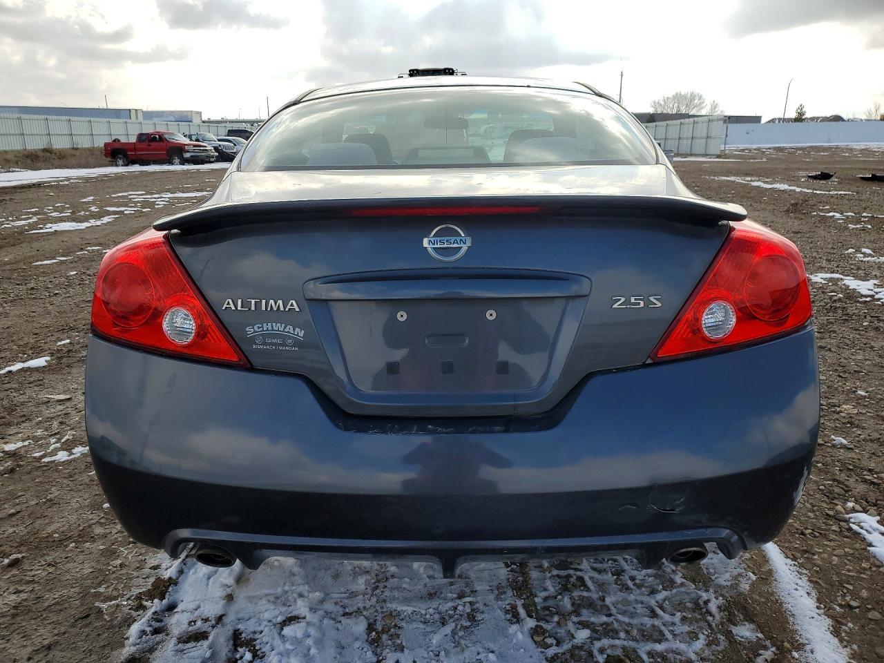 2011 NISSAN ALTIMA