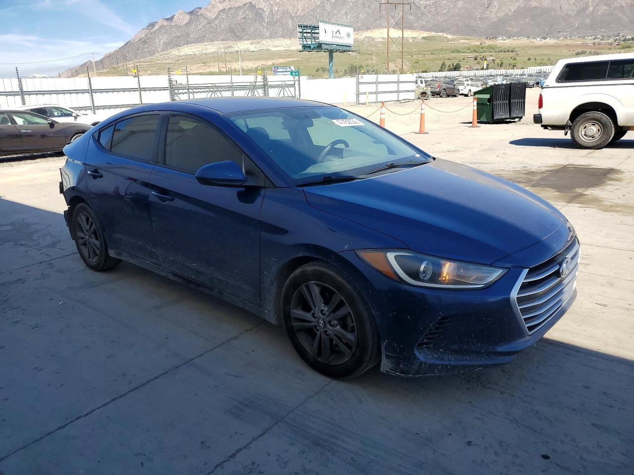 2018 HYUNDAI ELANTRA