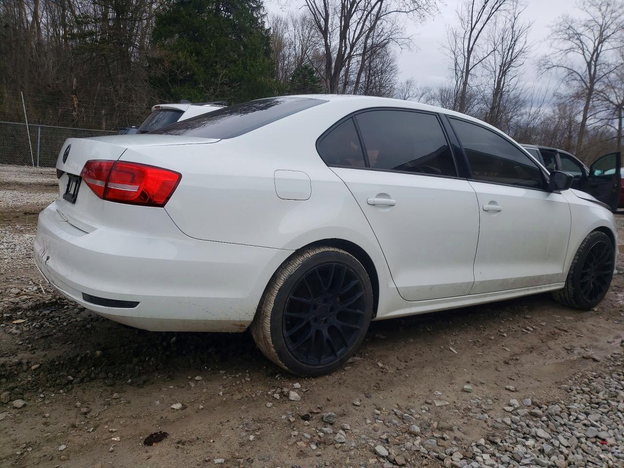 2015 VOLKSWAGEN JETTA