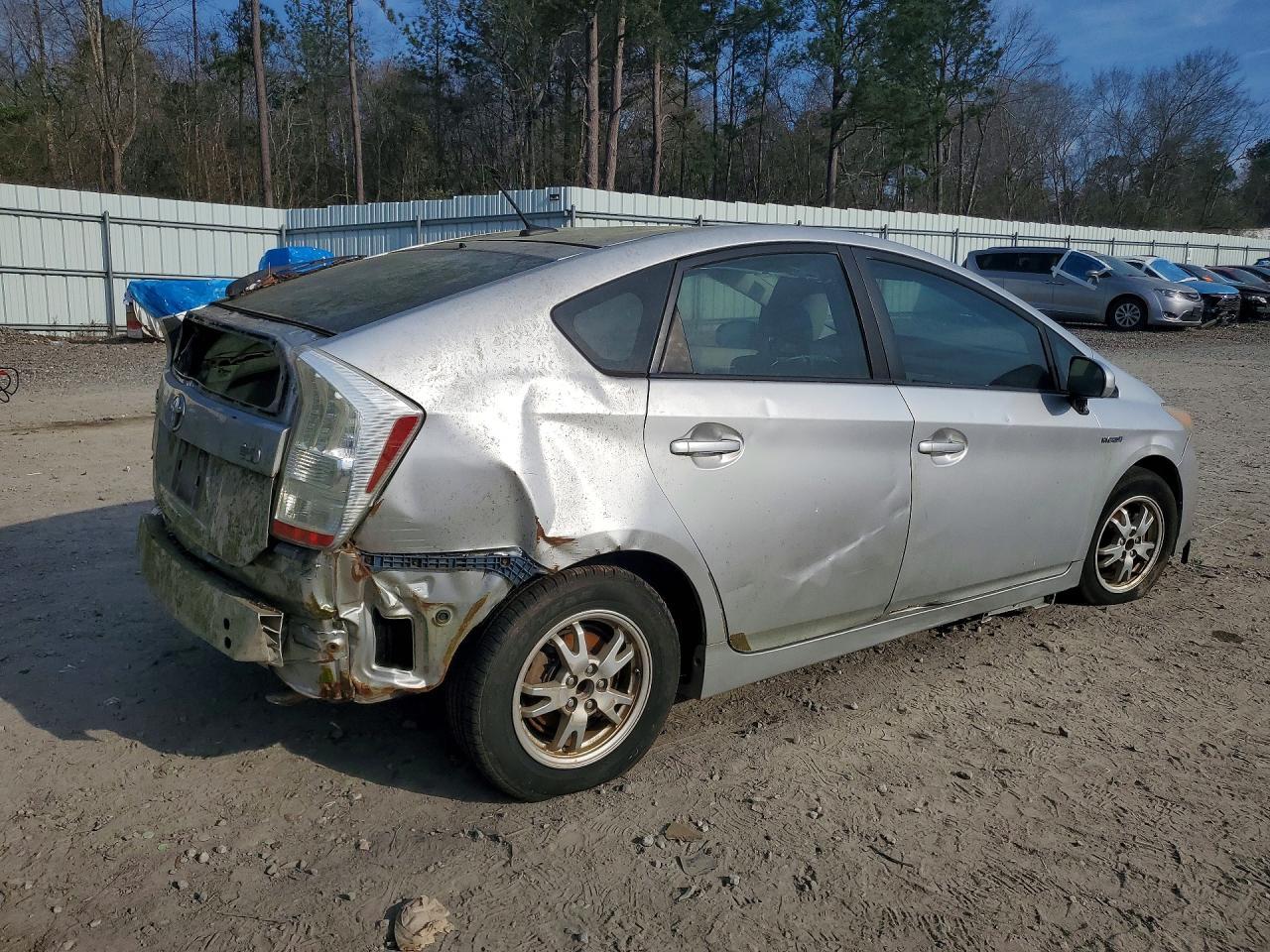 2010 TOYOTA PRIUS