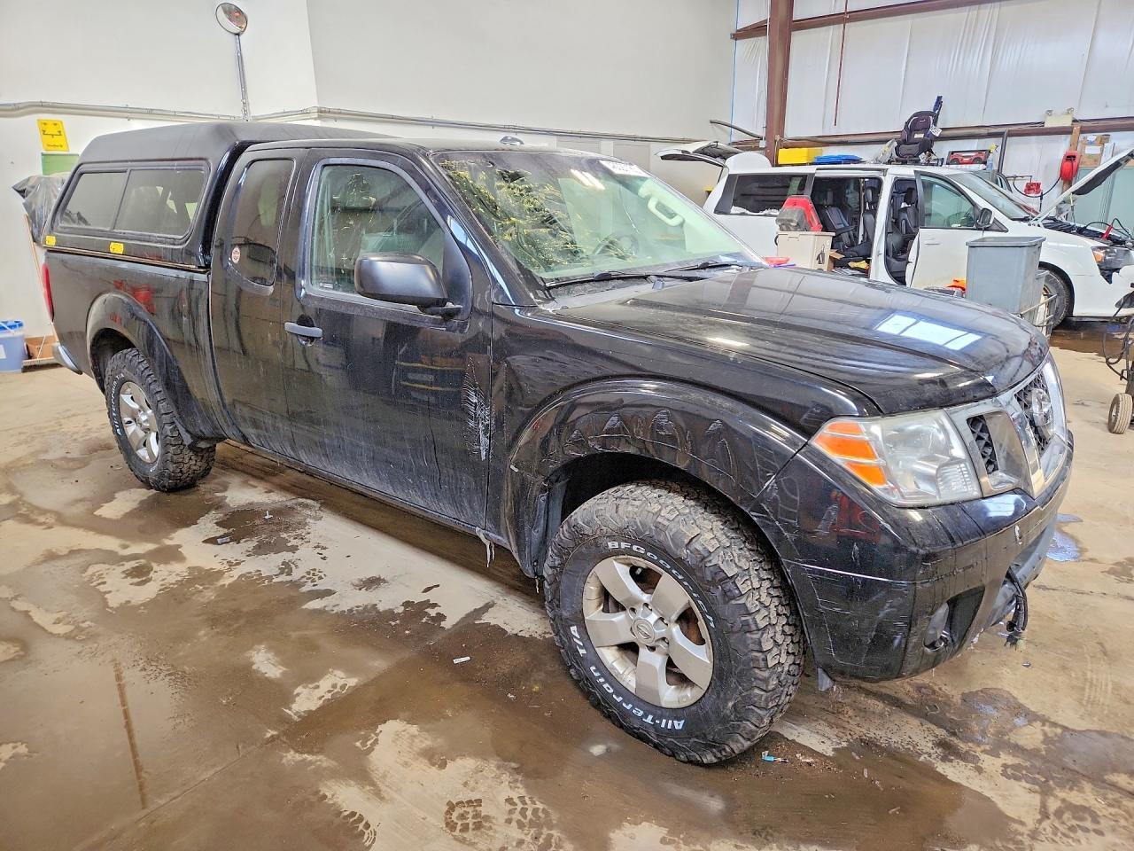 2013 NISSAN Frontier