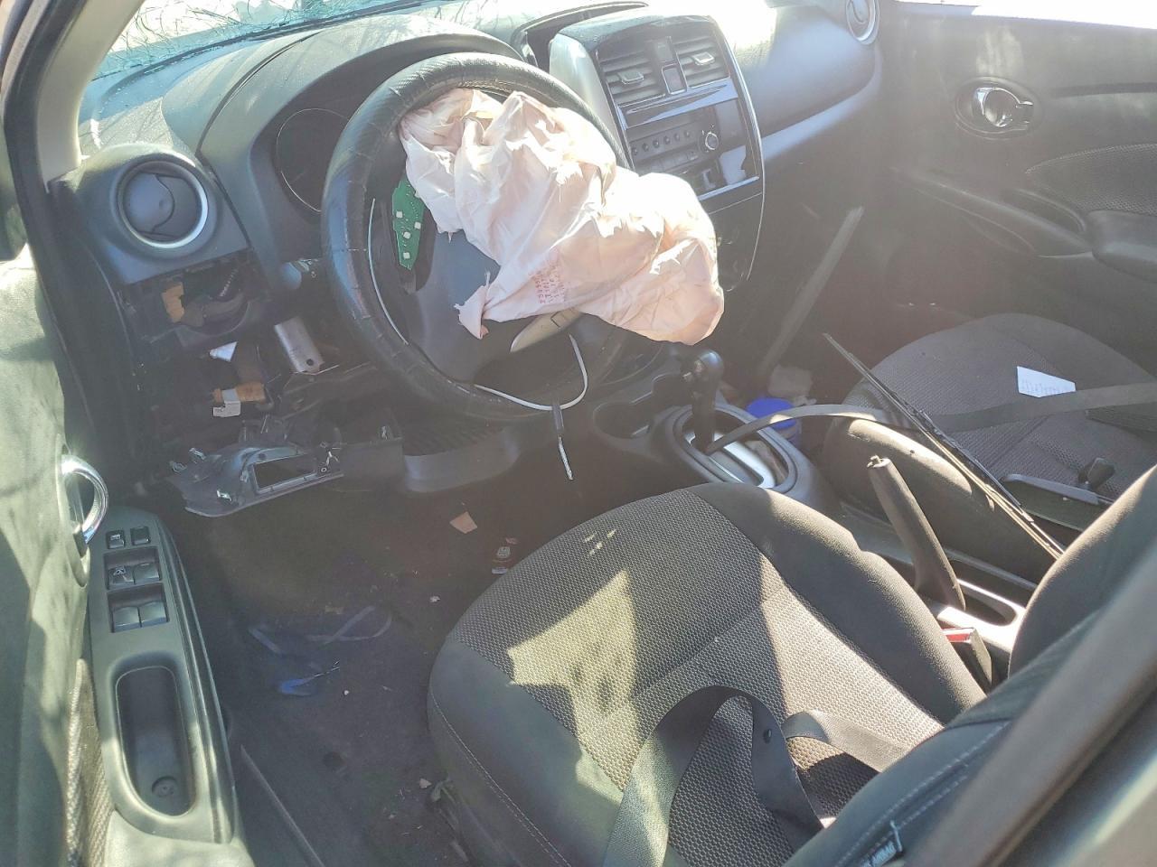 2018 NISSAN VERSA