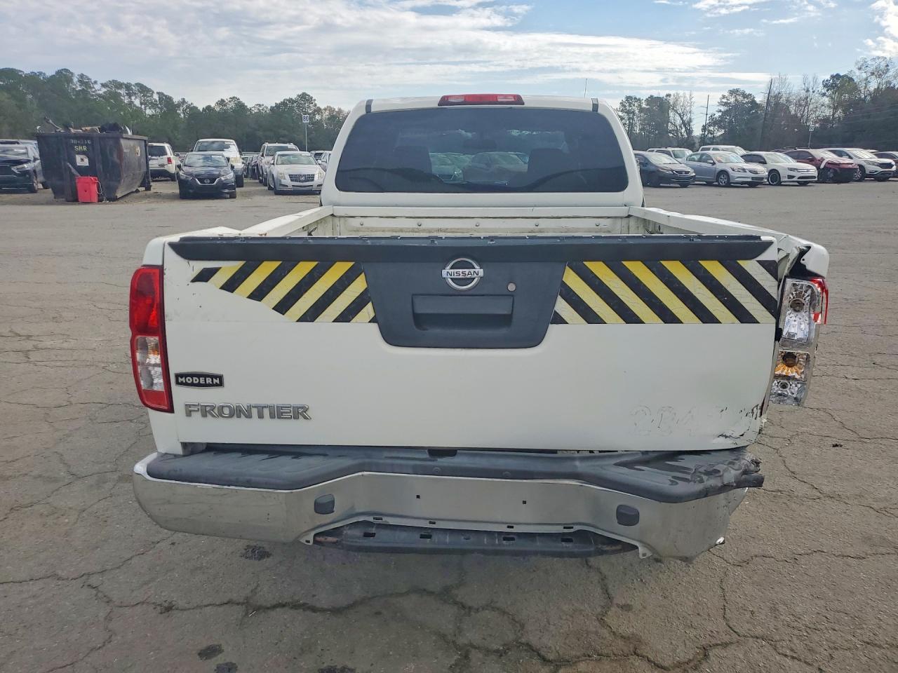 2016 NISSAN Frontier