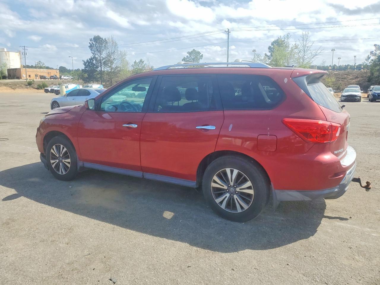 2017 NISSAN PATHFINDER