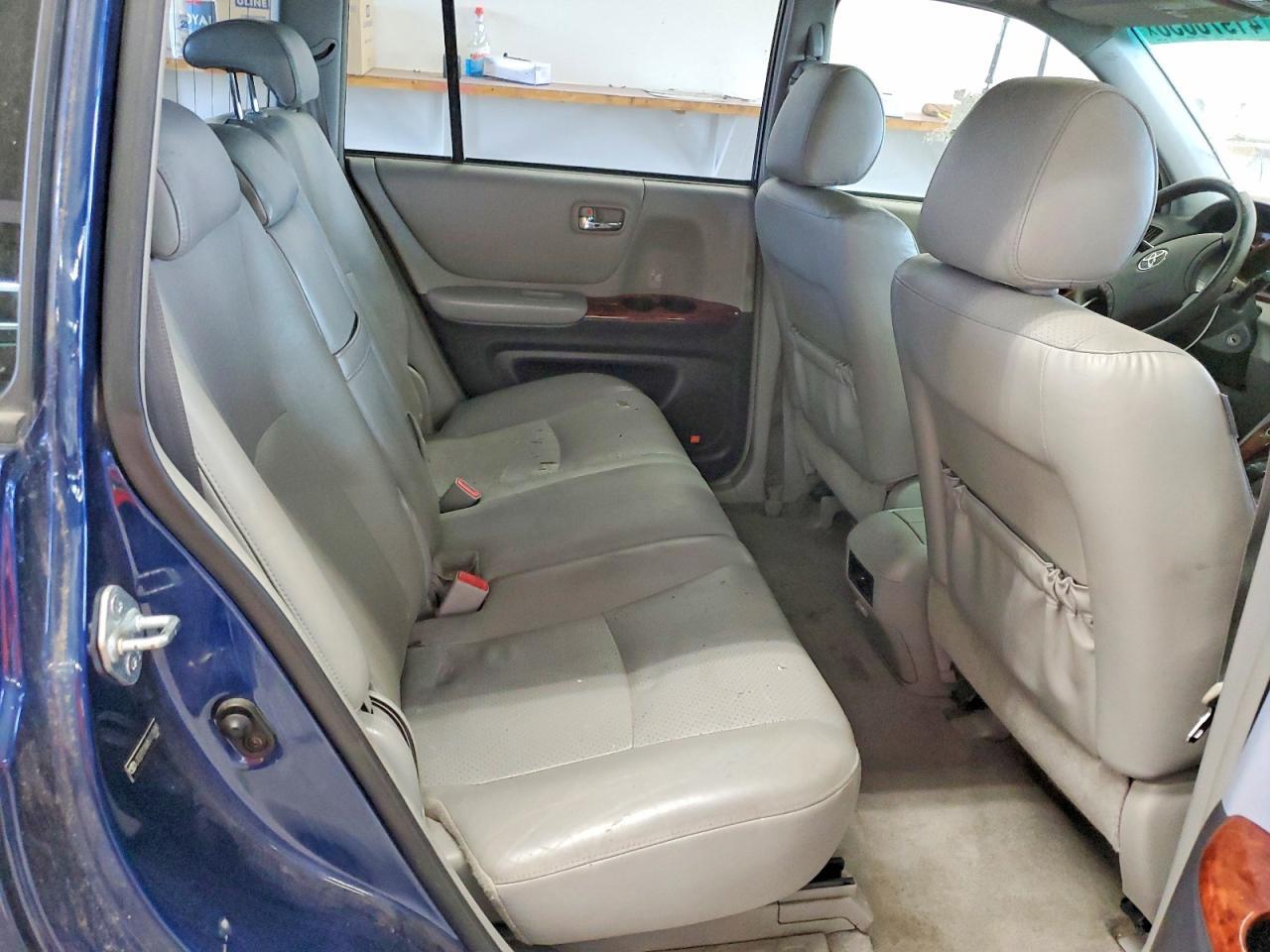 2005 TOYOTA HIGHLANDER