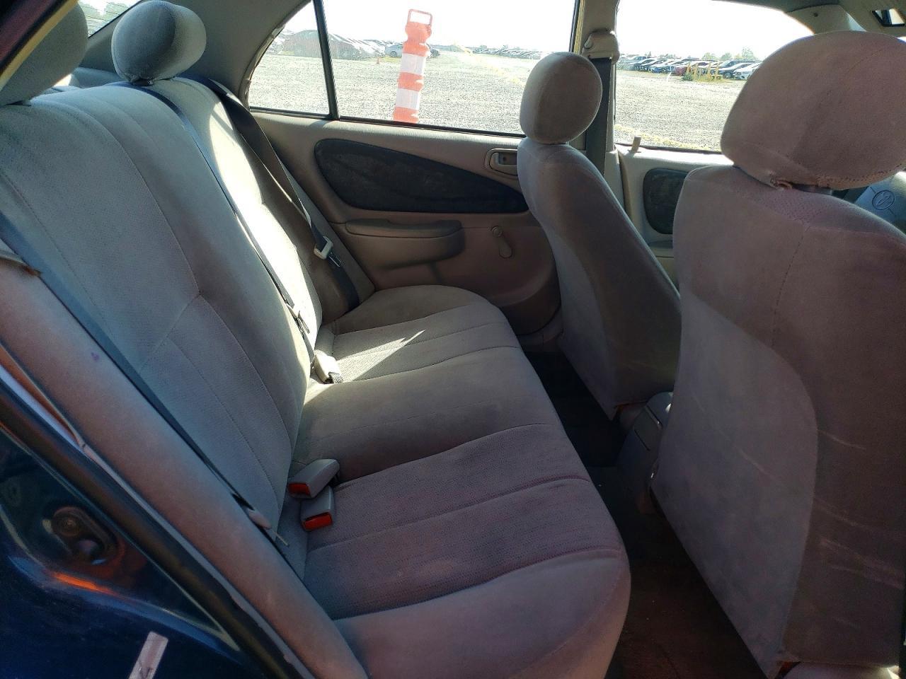 2001 TOYOTA COROLLA