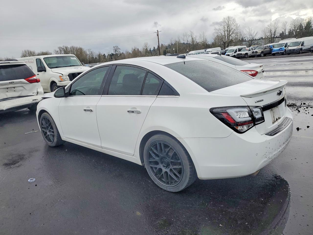 2011 CHEVROLET CRUZE