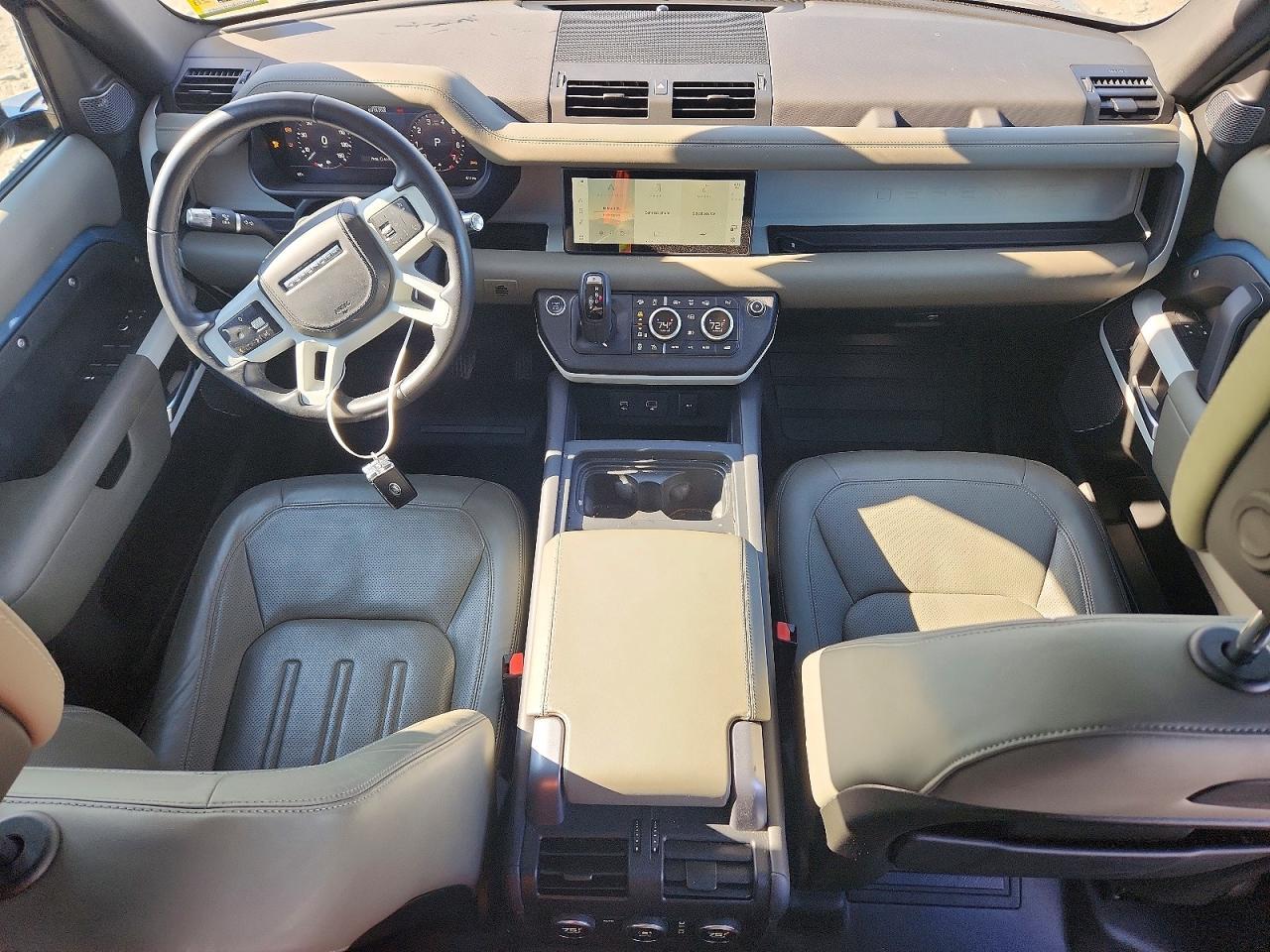 2020 LAND ROVER Defender