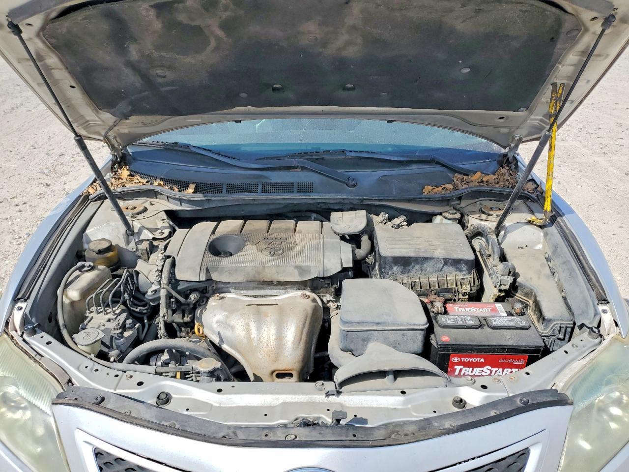 2011 TOYOTA CAMRY