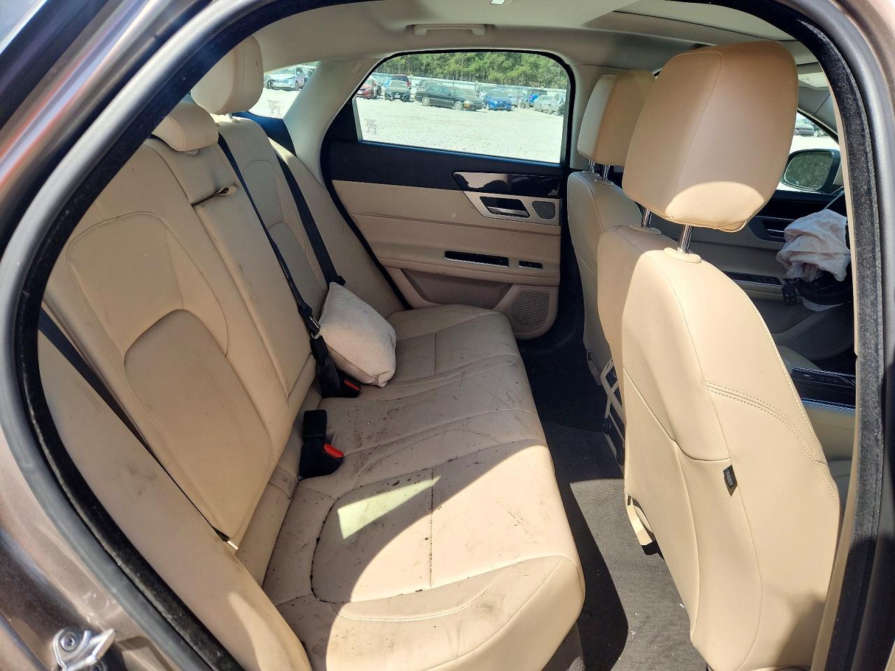 2017 JAGUAR XF