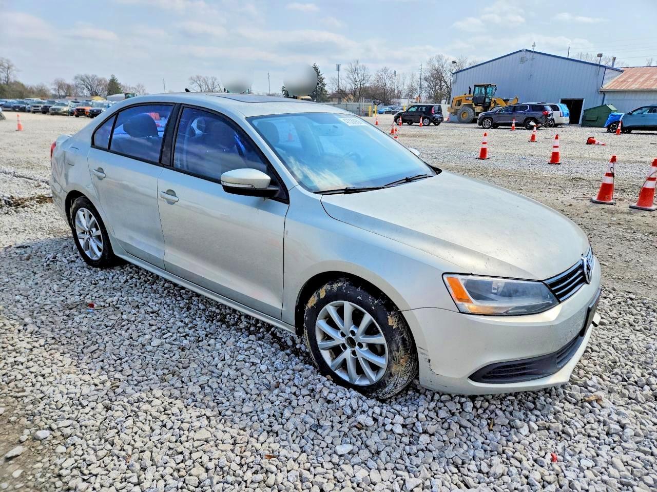 2011 VOLKSWAGEN JETTA