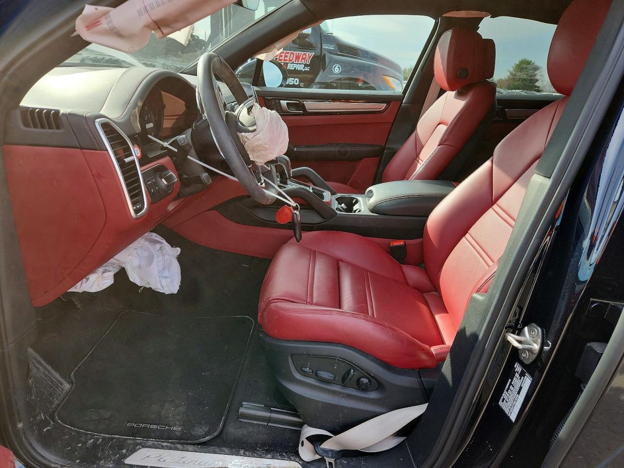 2023 PORSCHE CAYENNE