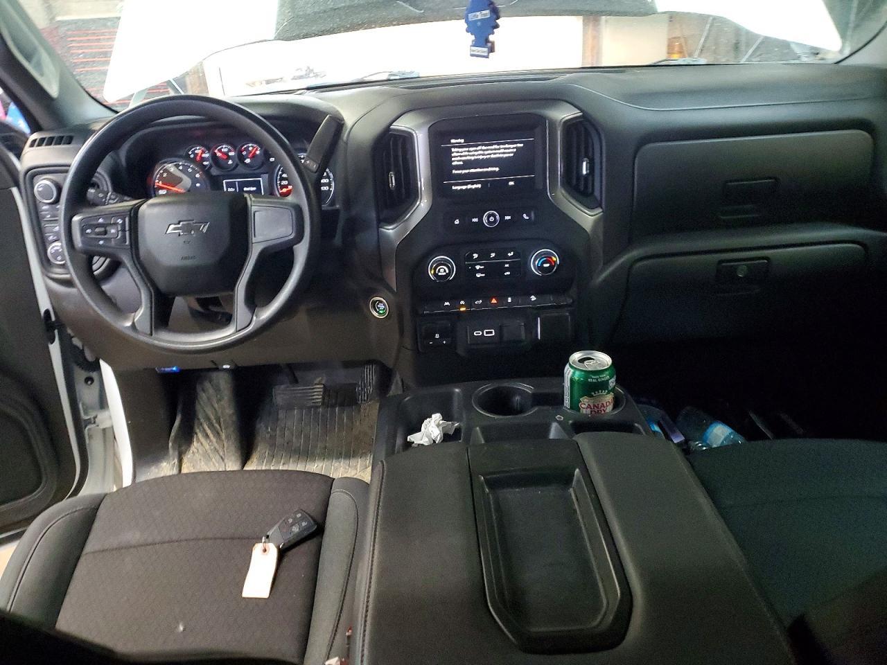 2024 CHEVROLET Silverado
