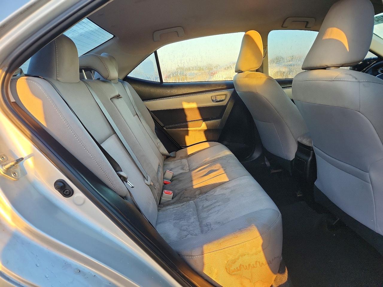 2015 TOYOTA COROLLA