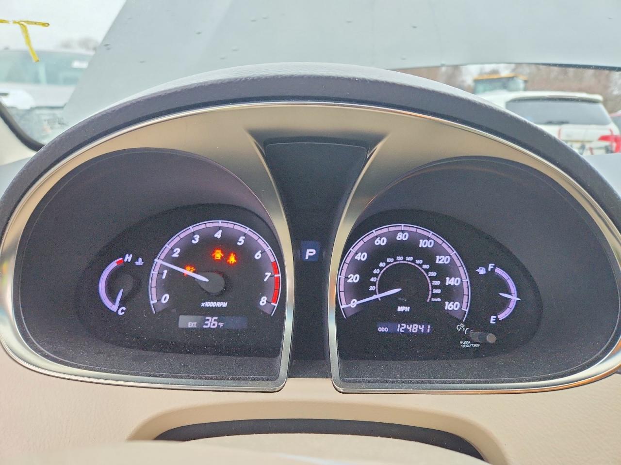 2011 TOYOTA Avalon