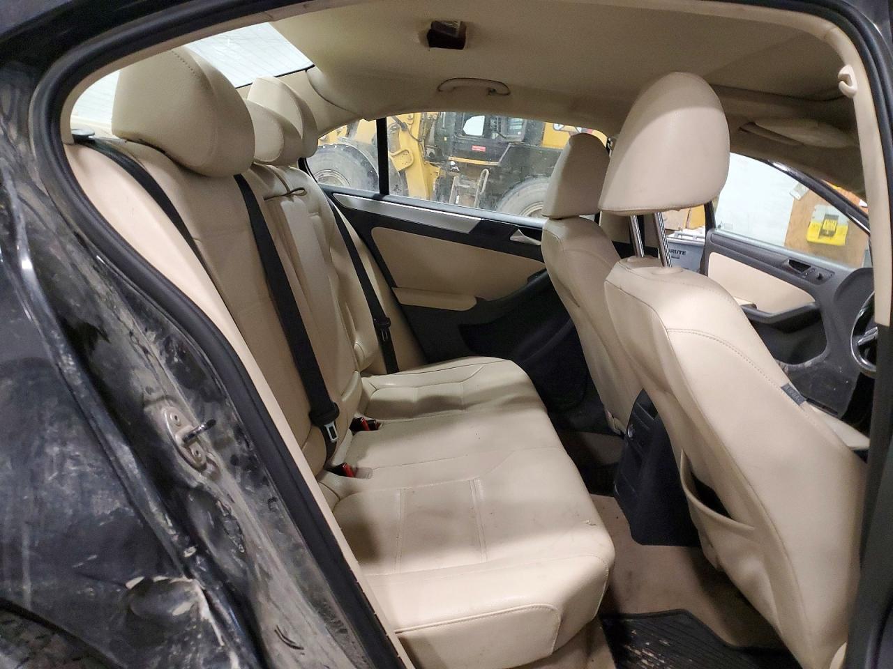 2012 VOLKSWAGEN JETTA