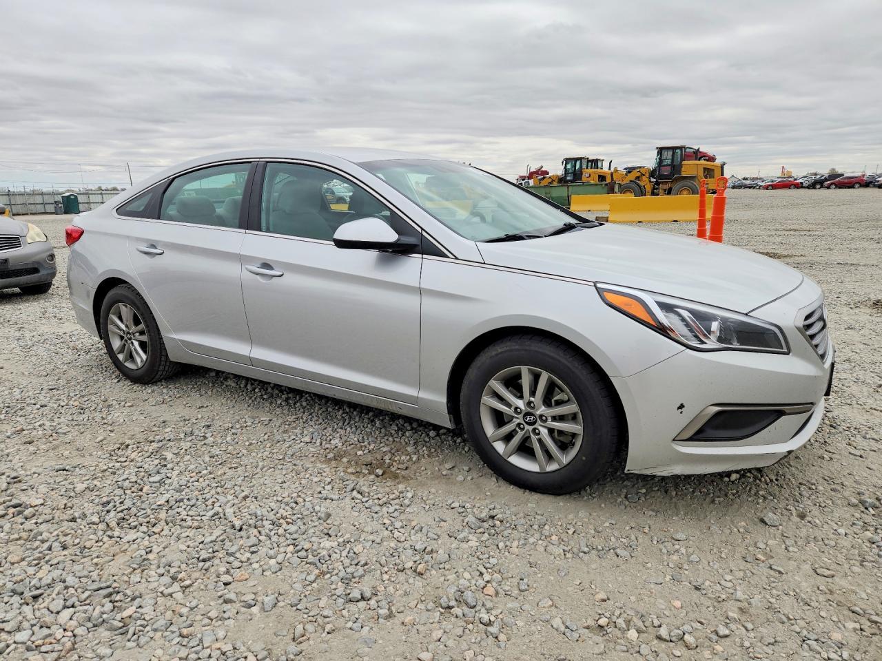 2016 HYUNDAI SONATA