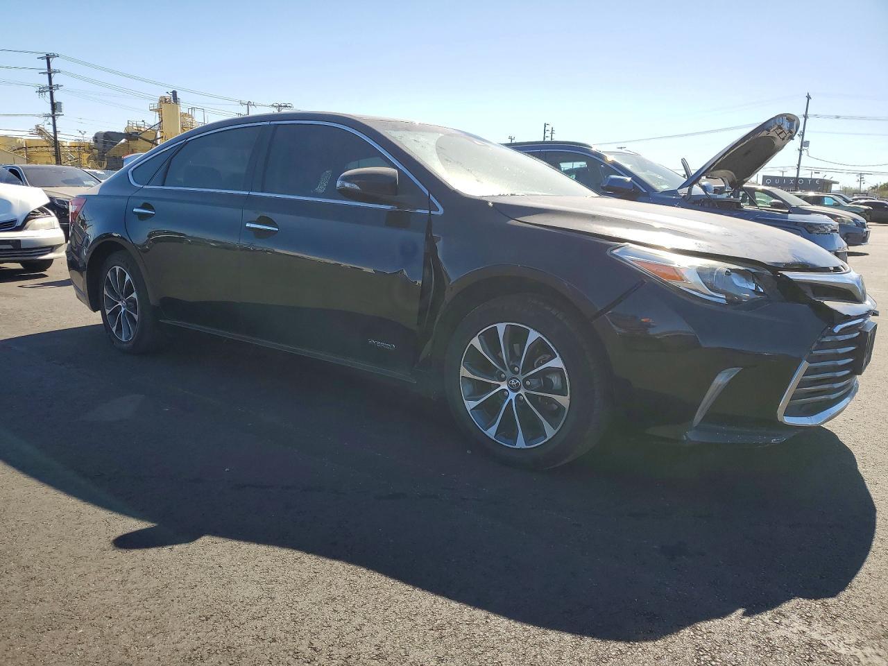 2018 TOYOTA Avallon