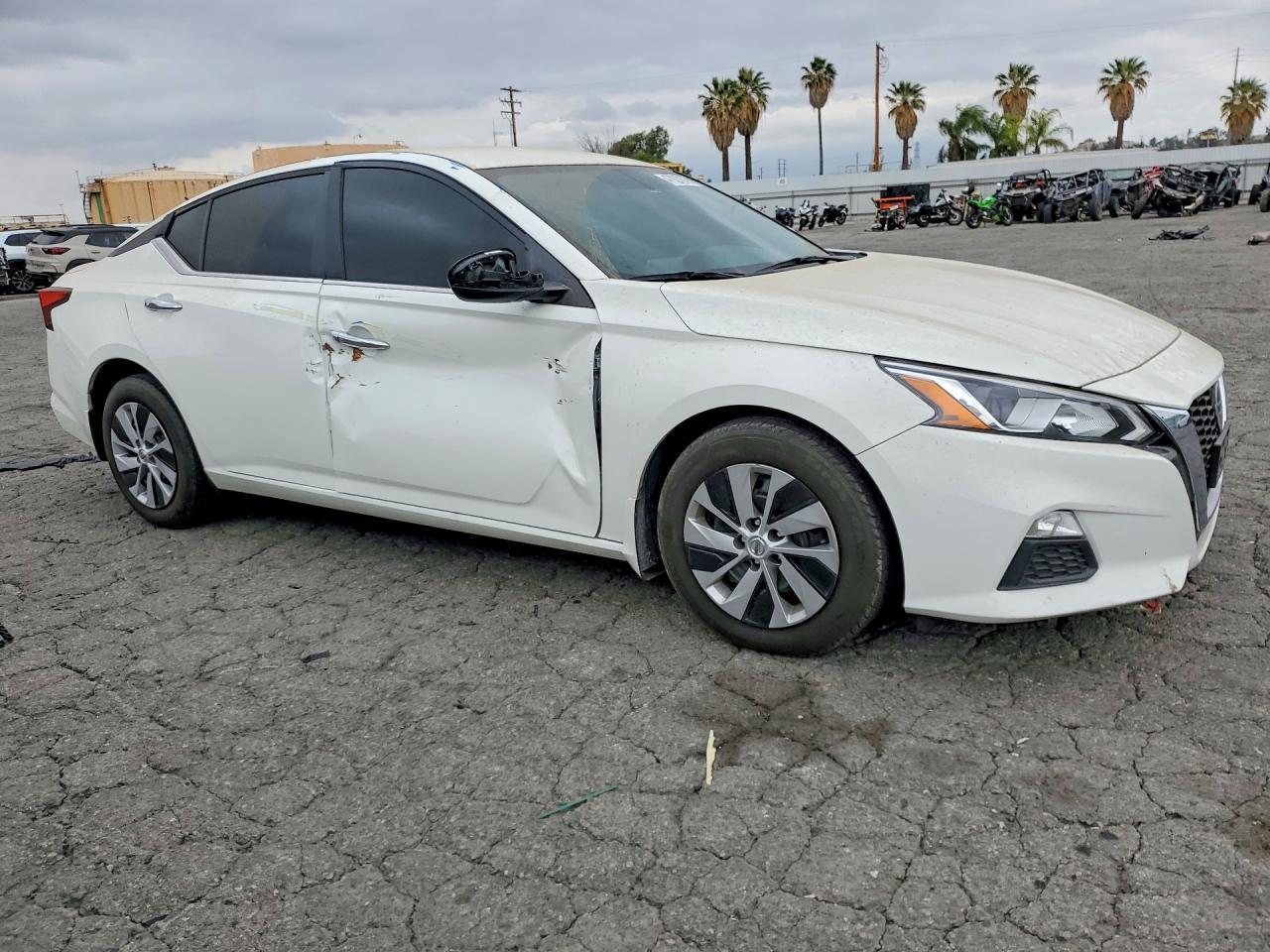 2020 NISSAN ALTIMA