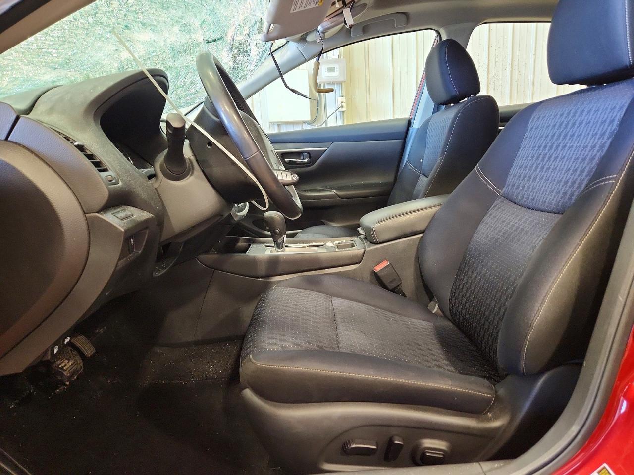 2017 NISSAN ALTIMA