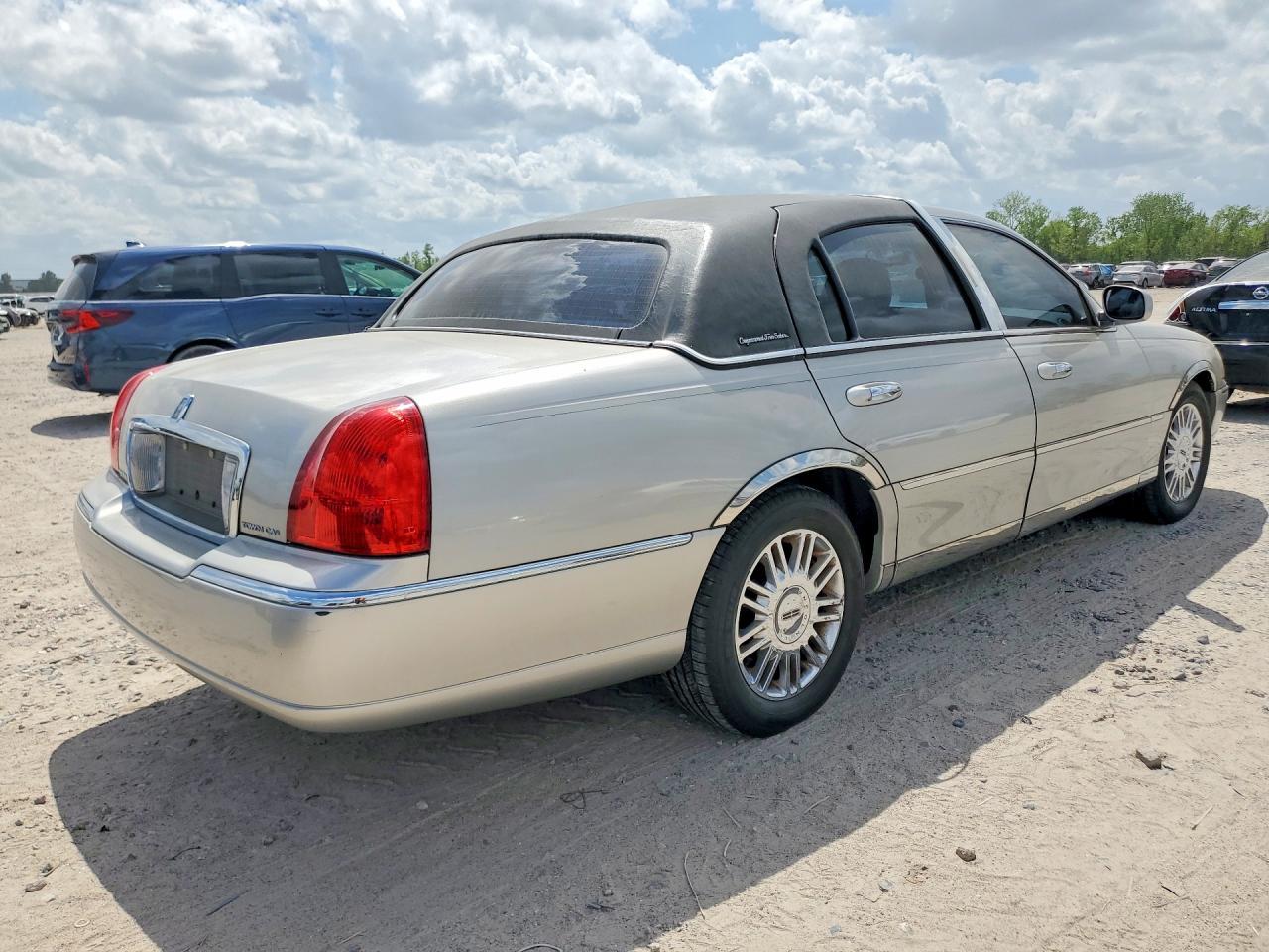 2006 Linc Town Car
