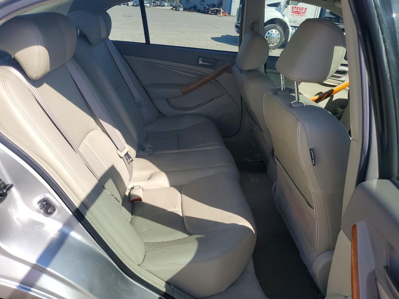 2004 INFINITI G35
