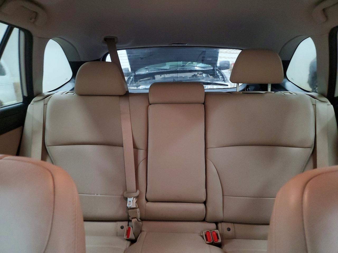 2015 SUBARU Outback