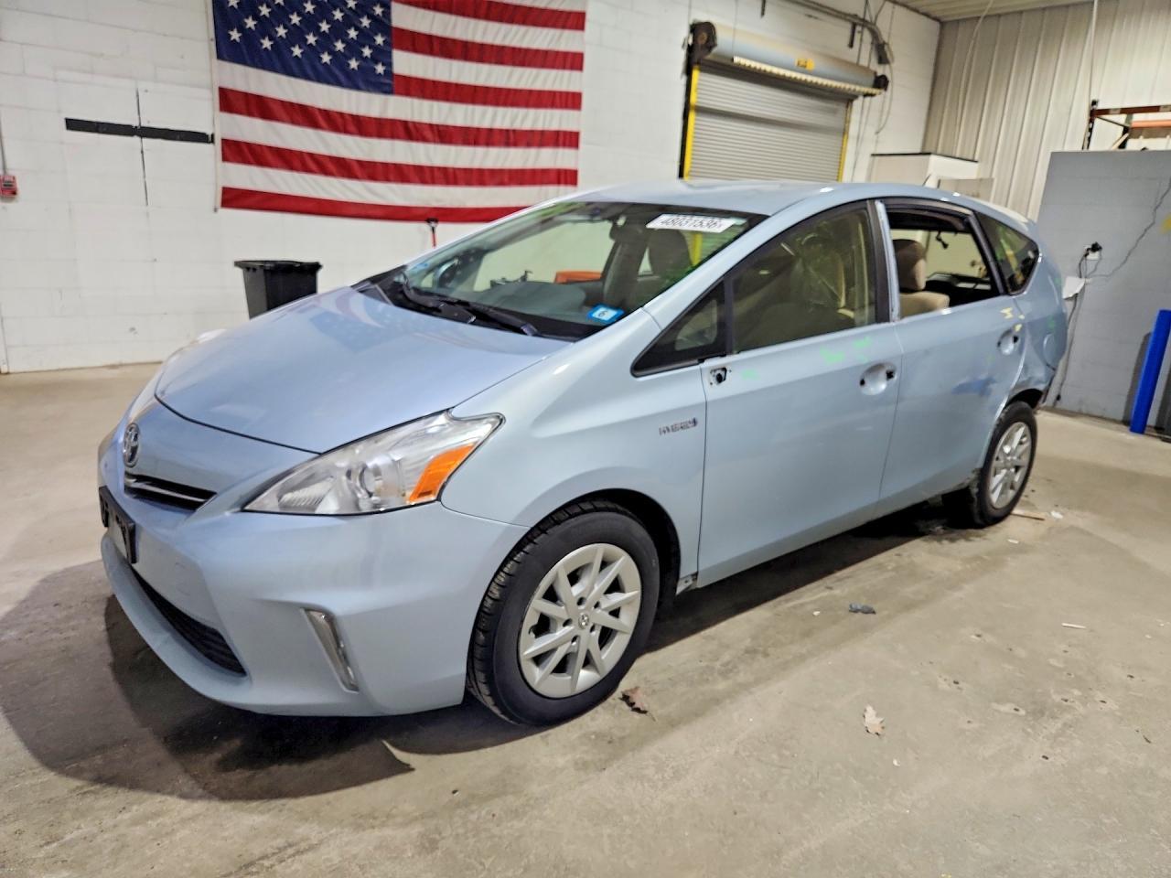 2012 TOYOTA PRIUS V