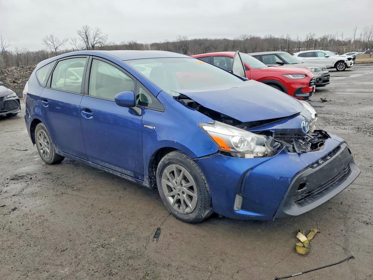 2015 TOYOTA PRIUS V