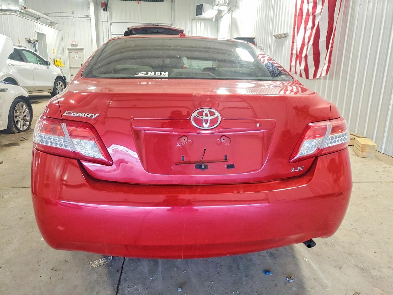 2011 TOYOTA CAMRY
