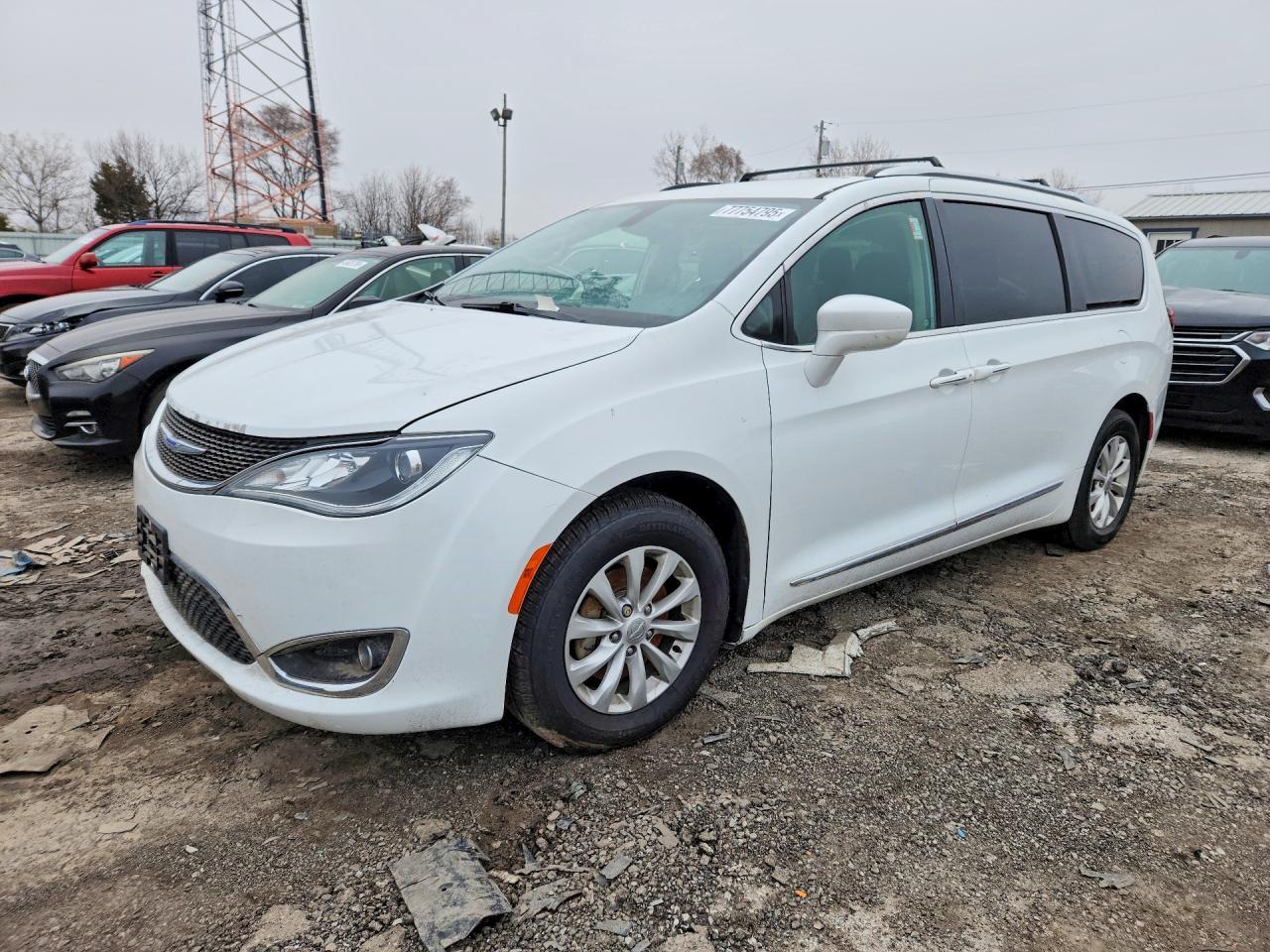 2018 CHRYSLER Pacifica