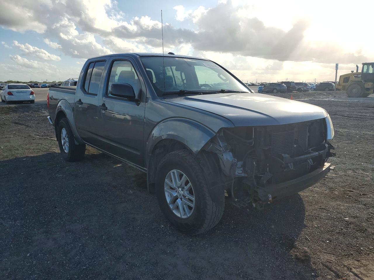 2016 NISSAN Frontier