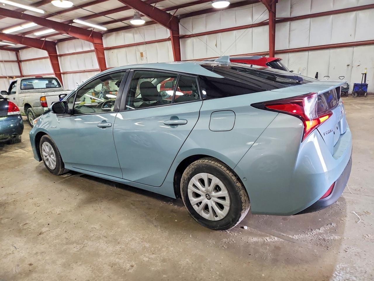 2022 TOYOTA PRIUS