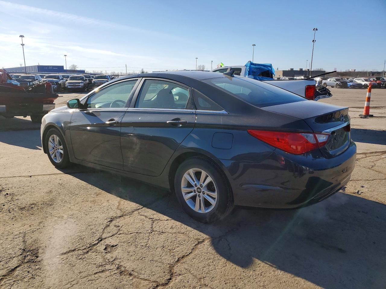 2011 HYUNDAI SONATA