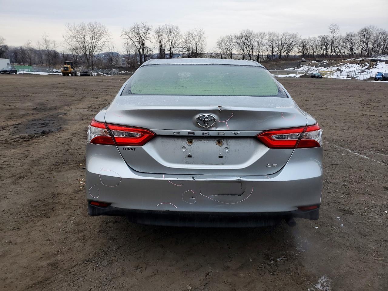 2018 TOYOTA CAMRY