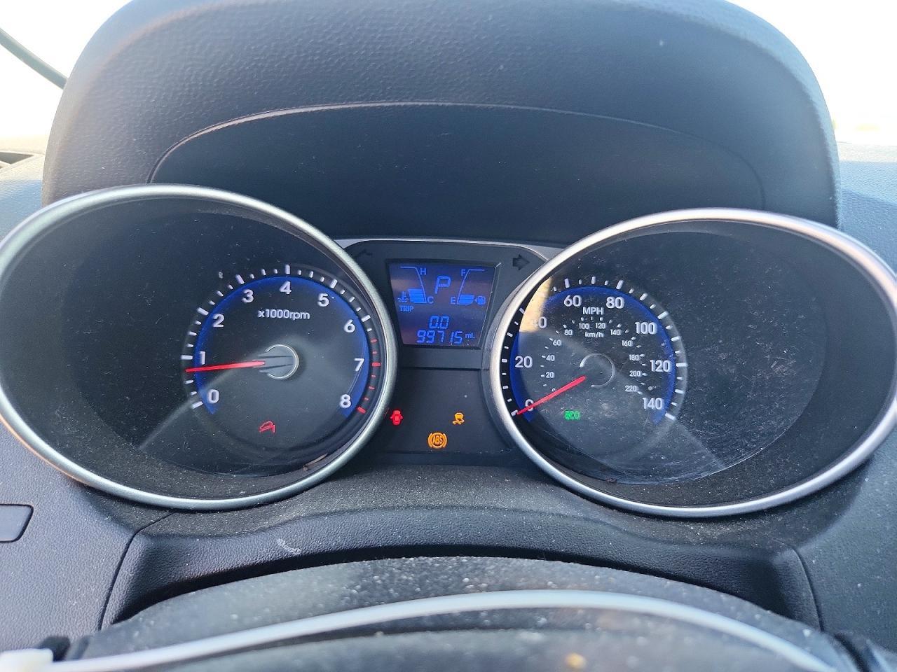 2015 HYUNDAI TUCSON