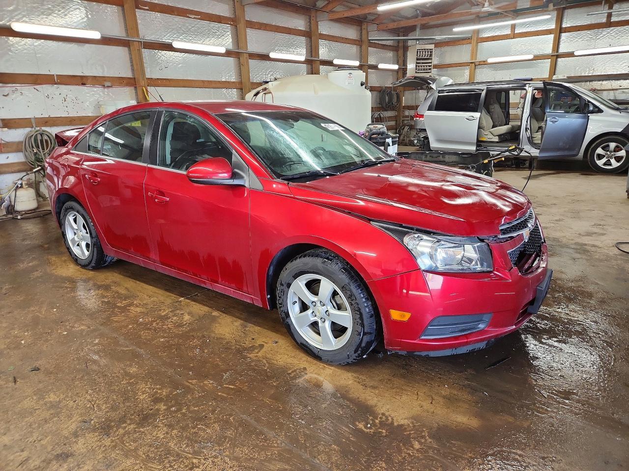 2011 CHEVROLET CRUZE