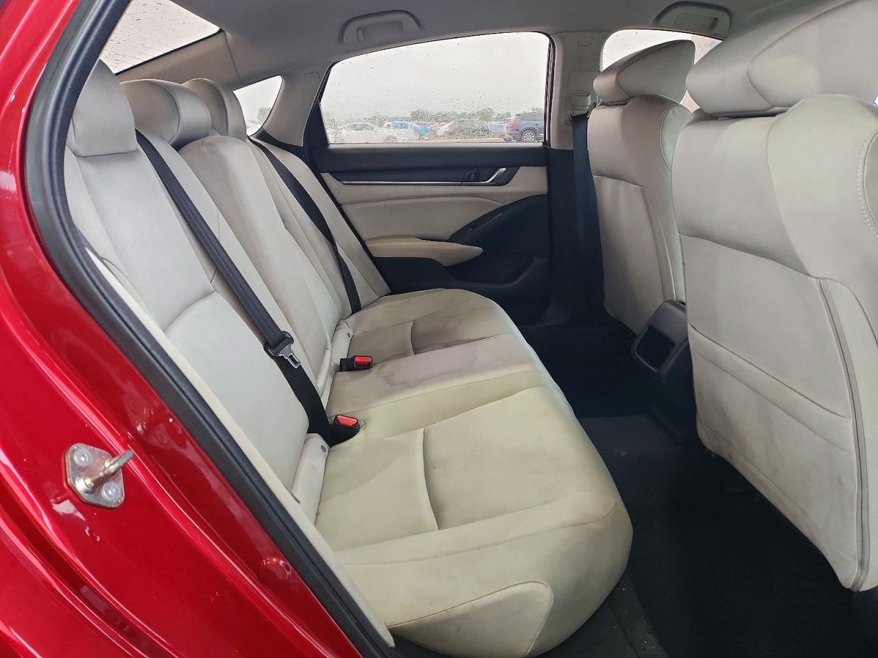 2019 HONDA ACCORD