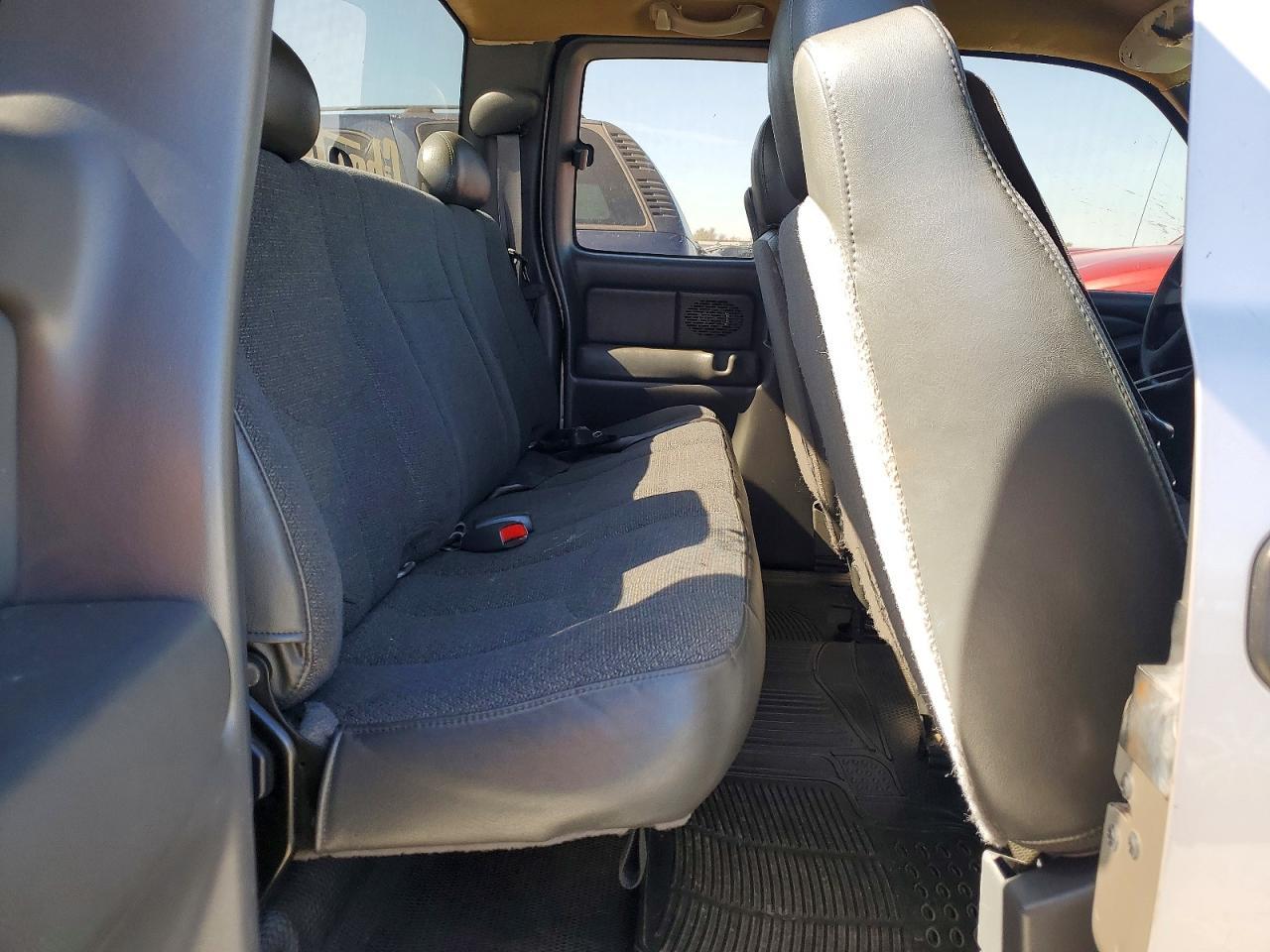 2005 GMC Sierra
